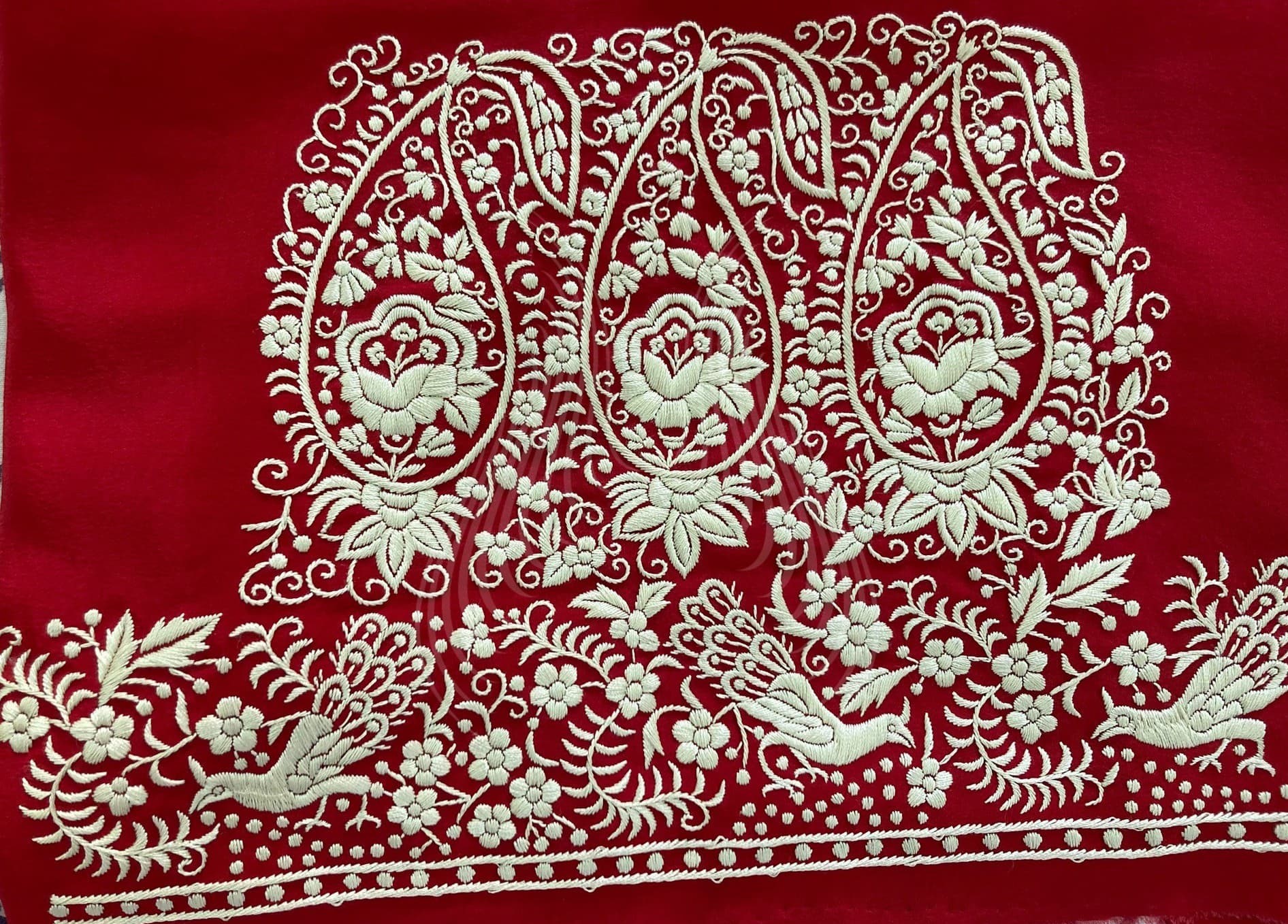  Bird Motif with paisleys (G103)
